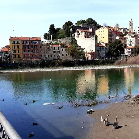 Apartmán L'attico In Centro Ventimiglia